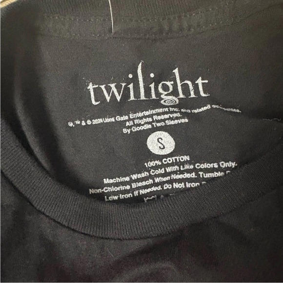 Graphic short sleeve T-Shirts Men’s size Small - Picture 8 of 14